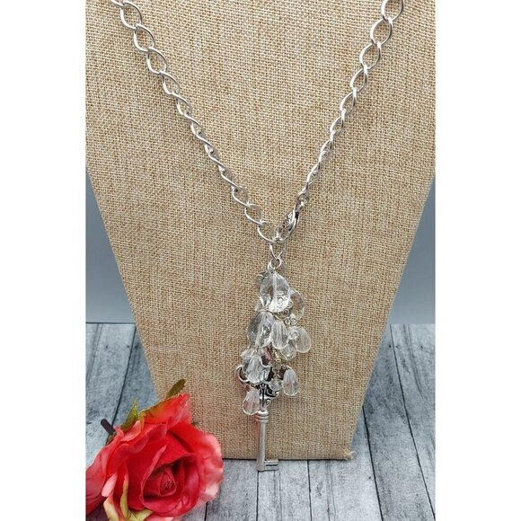 Chunky Chain 3" Large Key Pendant Necklace Dangle Crystal Beads Front Clasp 25" - Picture 9 of 9